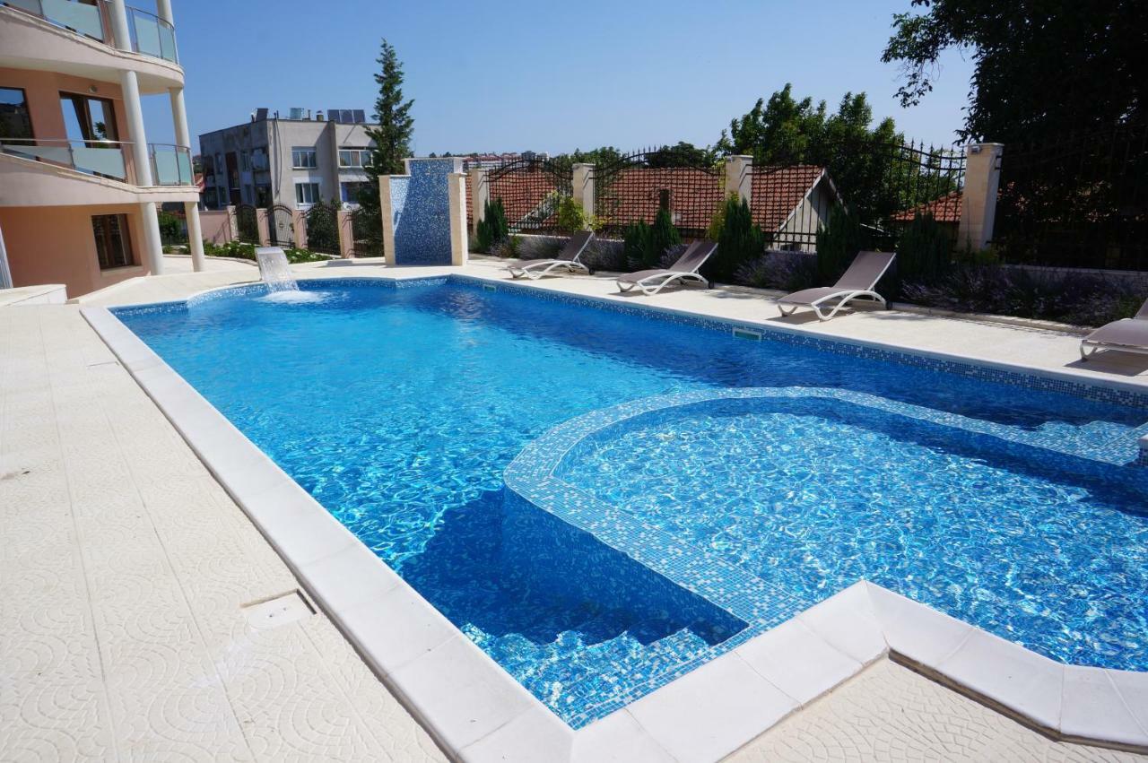 Vello Apartments Byala  Dış mekan fotoğraf